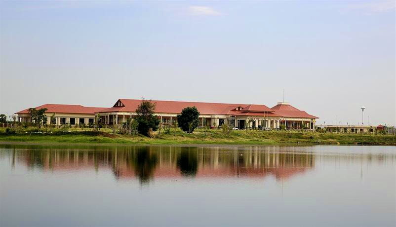 Horizon Lake View Resort Hotel